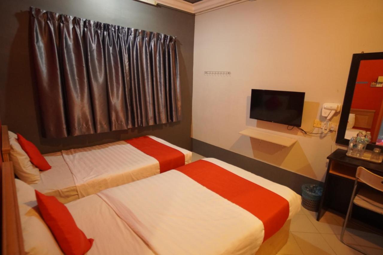 V Hotel Teluk Intan Luaran gambar